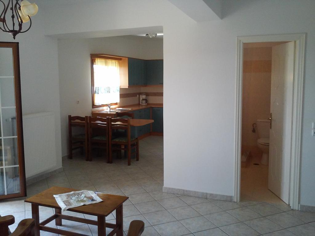 Appartamento Cerigo House Kondoliánika Esterno foto